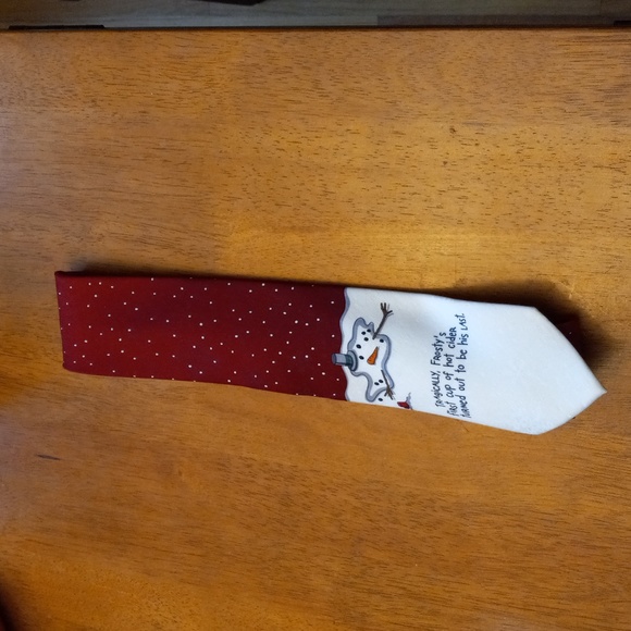 Christmas Tie - Picture 2 of 4